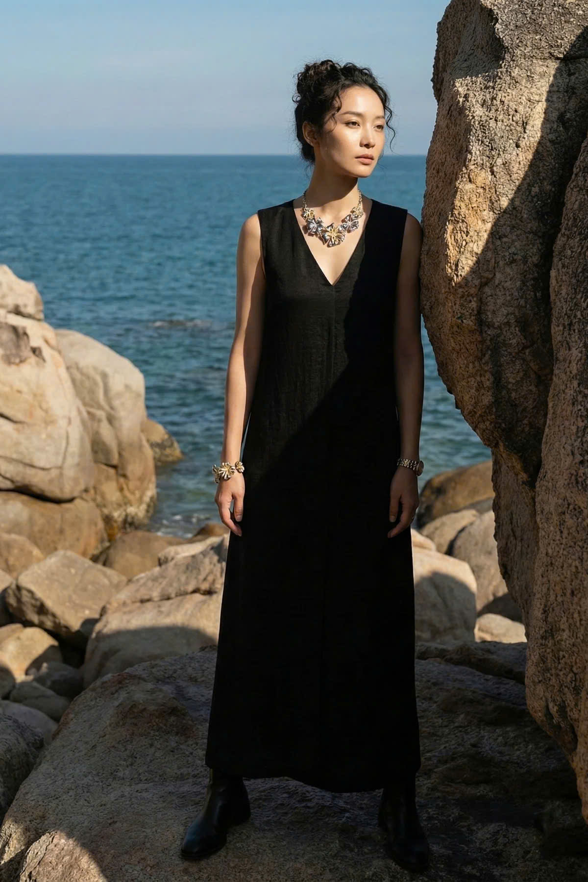 Đầm Maxi Dáng Suông Lụa Đen Hải Thạch Dre202 thời trang thiết kế Hity