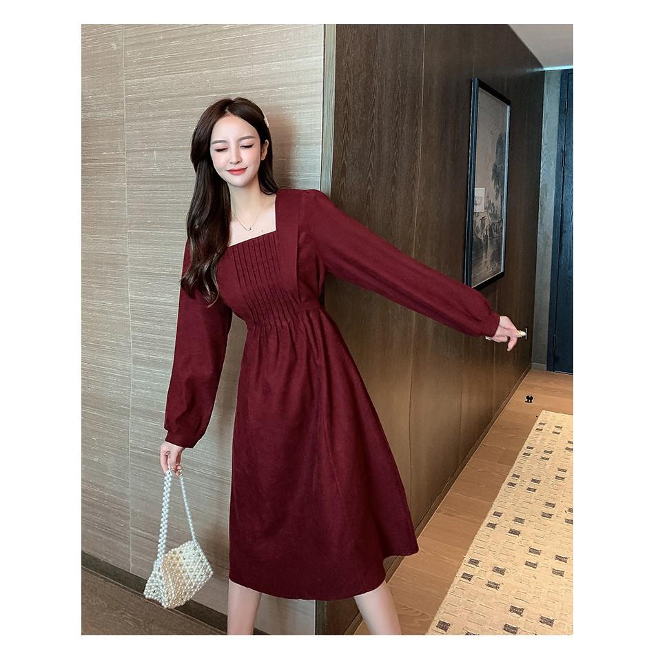 Váy Nữ Cổ Vuông Nhung Tăm Tôn Dáng