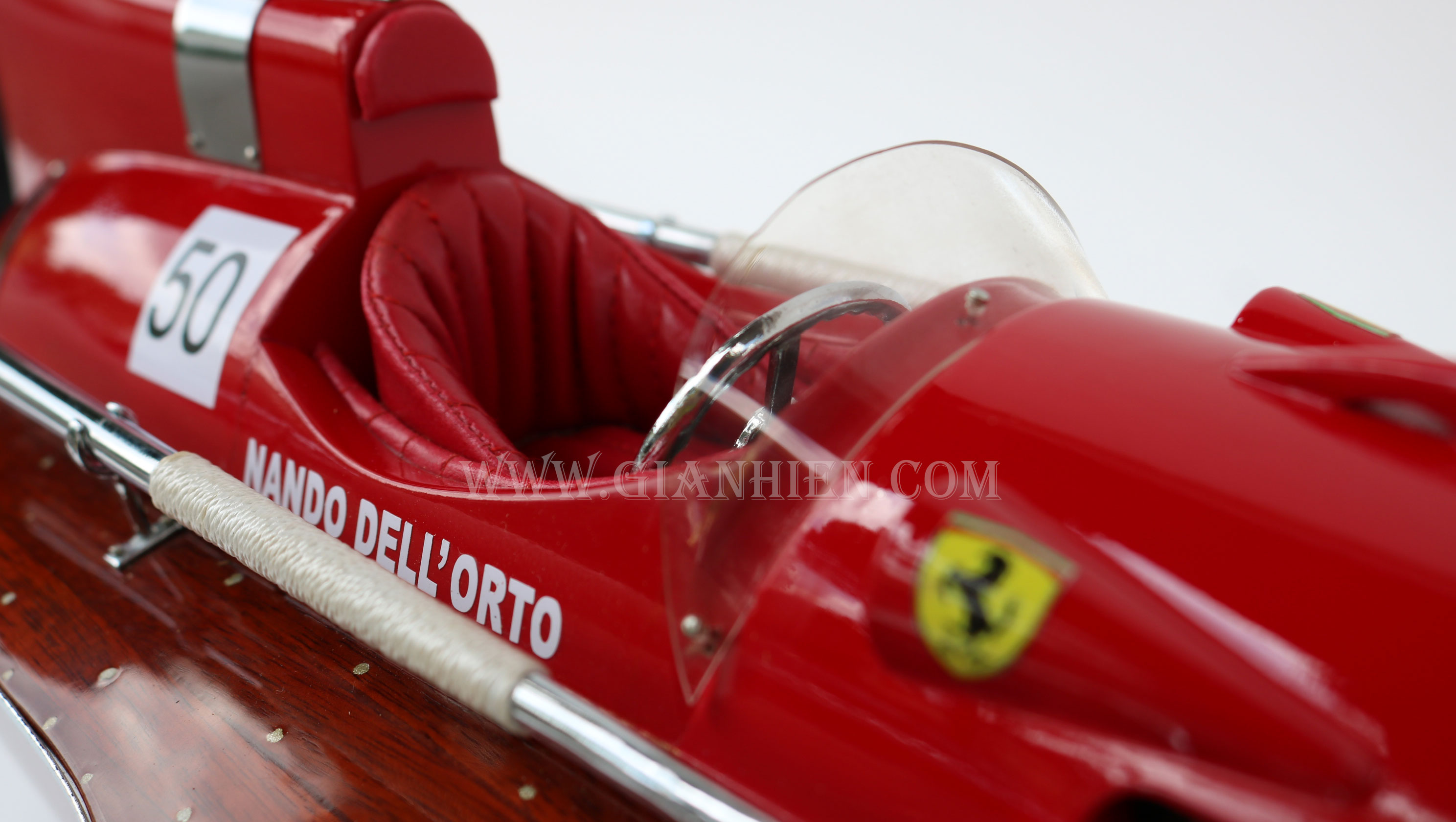 Mô hình Thuyền đua tốc độ FERRARI HYDROPLANE 1954 (Giá xưởng)