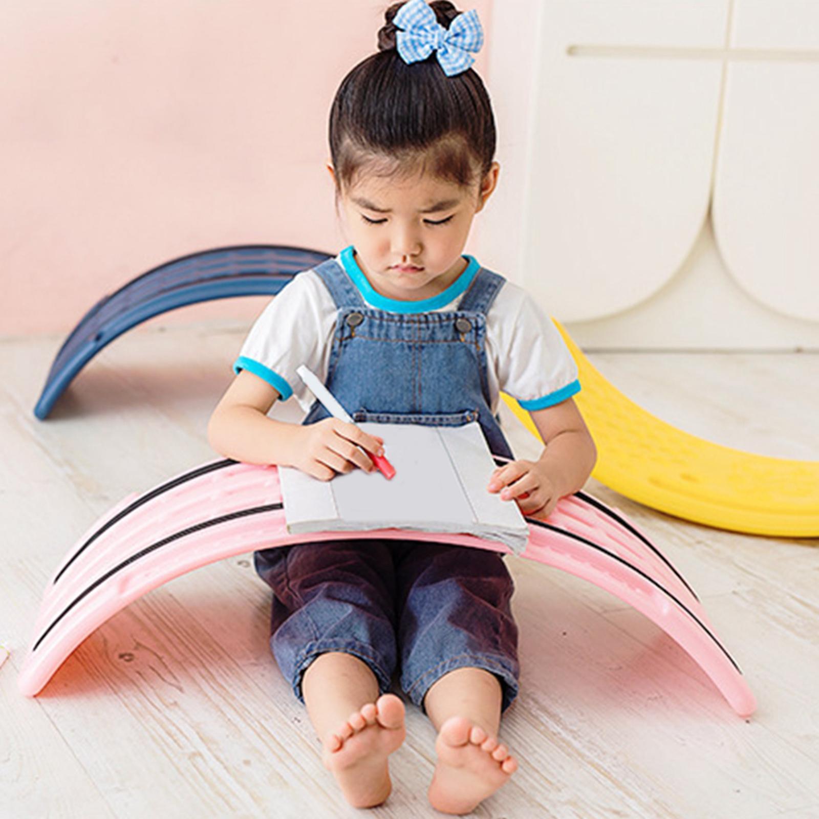 2Pcs Multifunctional Wobble Board Nonslip Open Ended Toy Balancing Toys Board Kids Balance Board for Stability Children Toddlers Workout