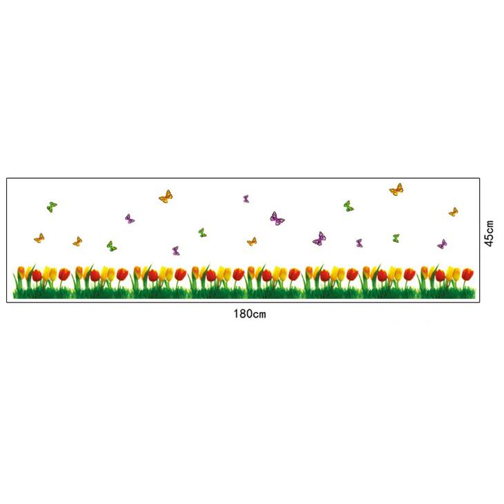 Decal trang trí chân tường Hoa Tulip sắc màu cùng Bướm