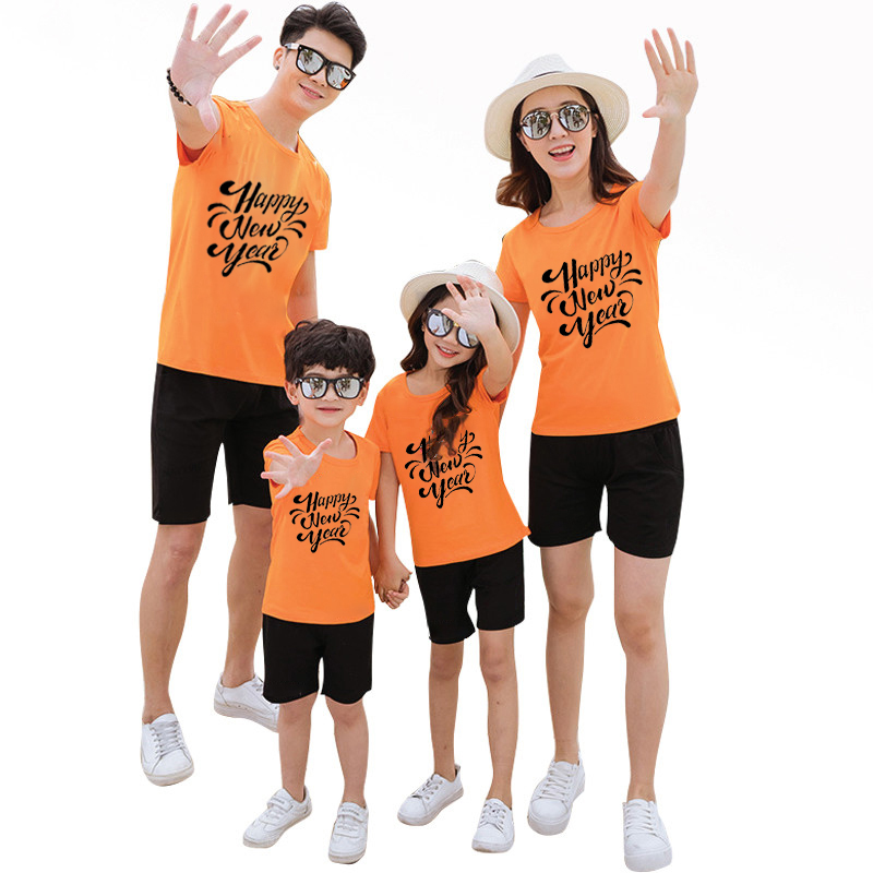 Áo thun in chữ Happy New Year xinh xắn chất vải đẹp