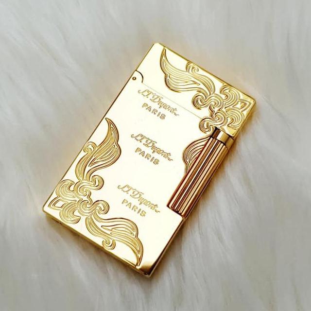 Vỏ Hột Quẹt Bật Lửa Upon Màu Vàng Hoa D22V Văn Dùng Gas Dòng 2 Lỗ Tiếng Kêu Hay Cầm Chắc Tay - Dùng Gas Đá Cao Cấp