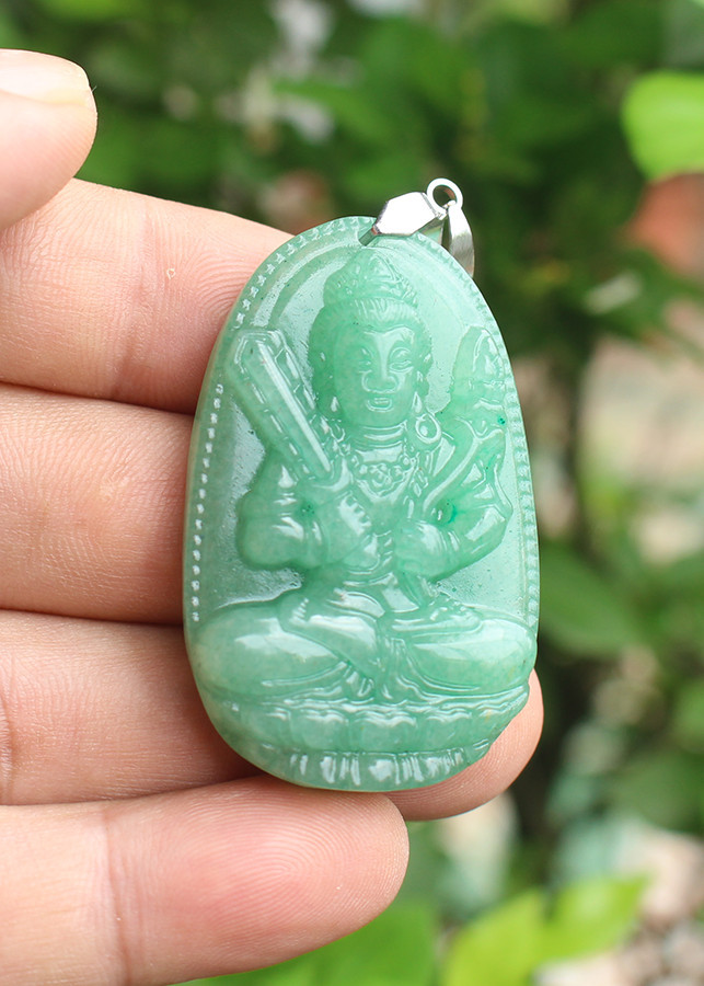 Mặt Dây chuyền Phật Hư Không Tạng Bồ Tát, cho tuổi Sửu, Mệnh Mộc, Đá Thạch Anh Xanh, Cỡ to AKO2