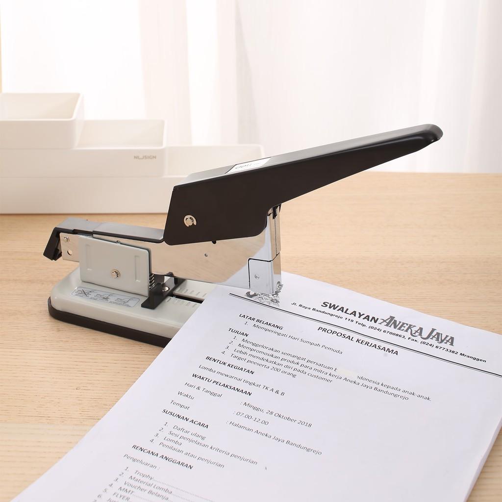 Dập Ghim Deli, Cỡ Lớn, 80 Trang, Đen, Xám - 1 Cái E0390