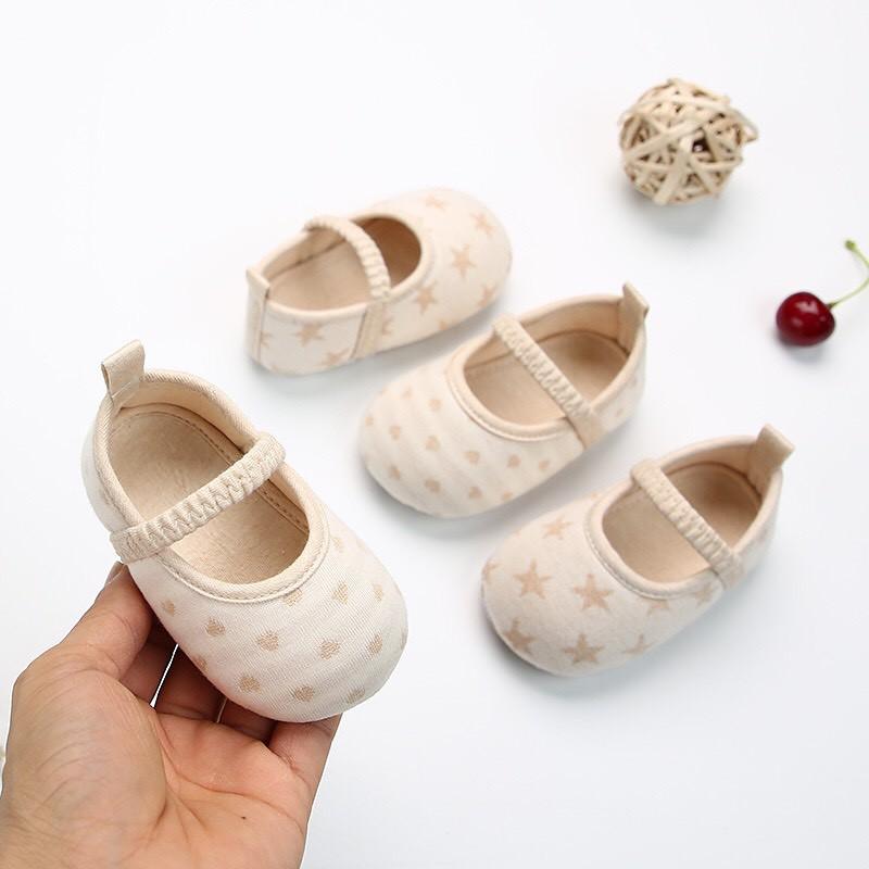 Giày tập đi chống trượt cho bé sơ sinh 100% organic cotton hữu cơ tự nhiên không tẩy nhuộm hóa chất an toàn cho bé