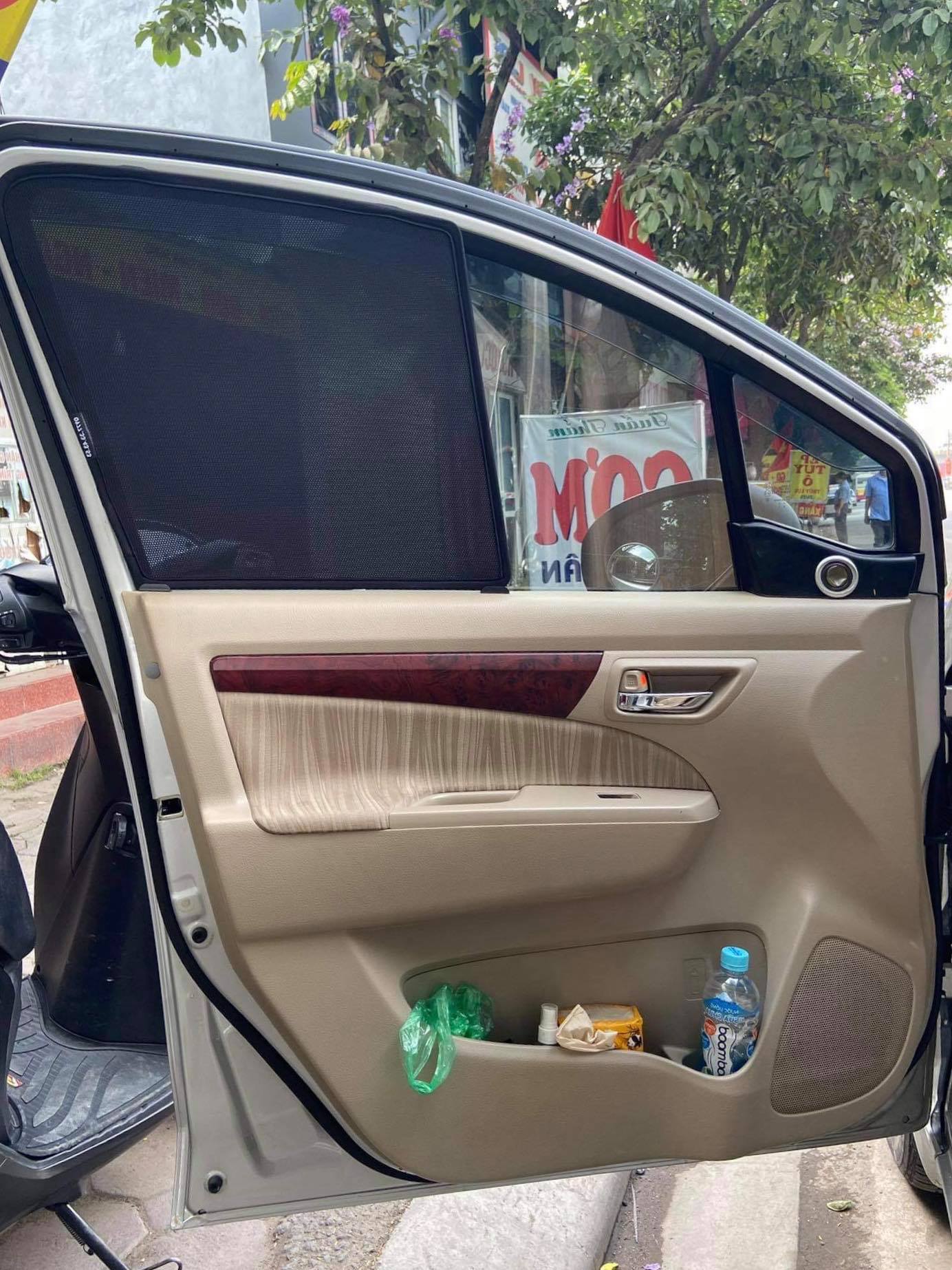 Rèm Che nắng xe Ertiga 2013-2018 loại 1 có hút nam châm, Vải dày dặn, chống nắng tuyệt đối