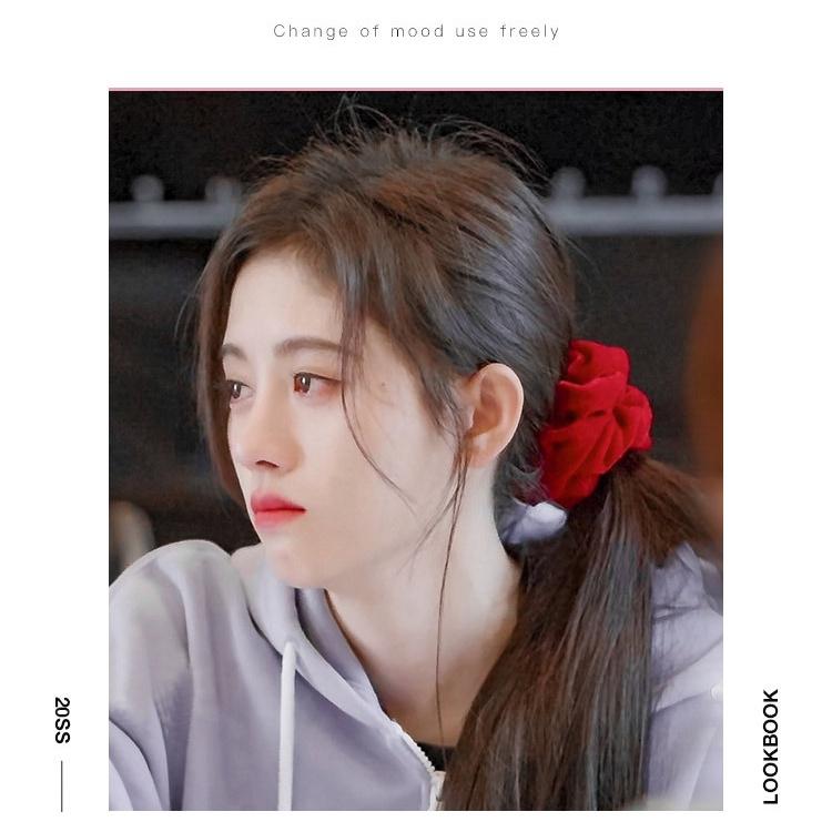 Scrunchies buộc tóc nhiều họa tiết; họa tiết tông màu đỏ nữ tính thanh lịch PK710
