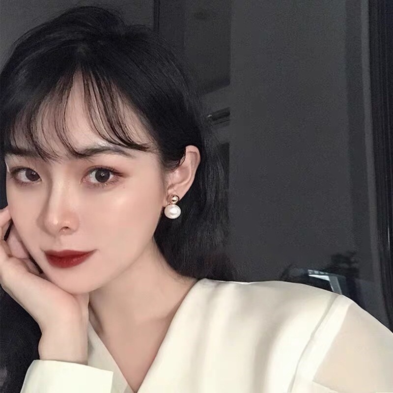Khuyên tai tai ngọc 2 màu sang trọng
