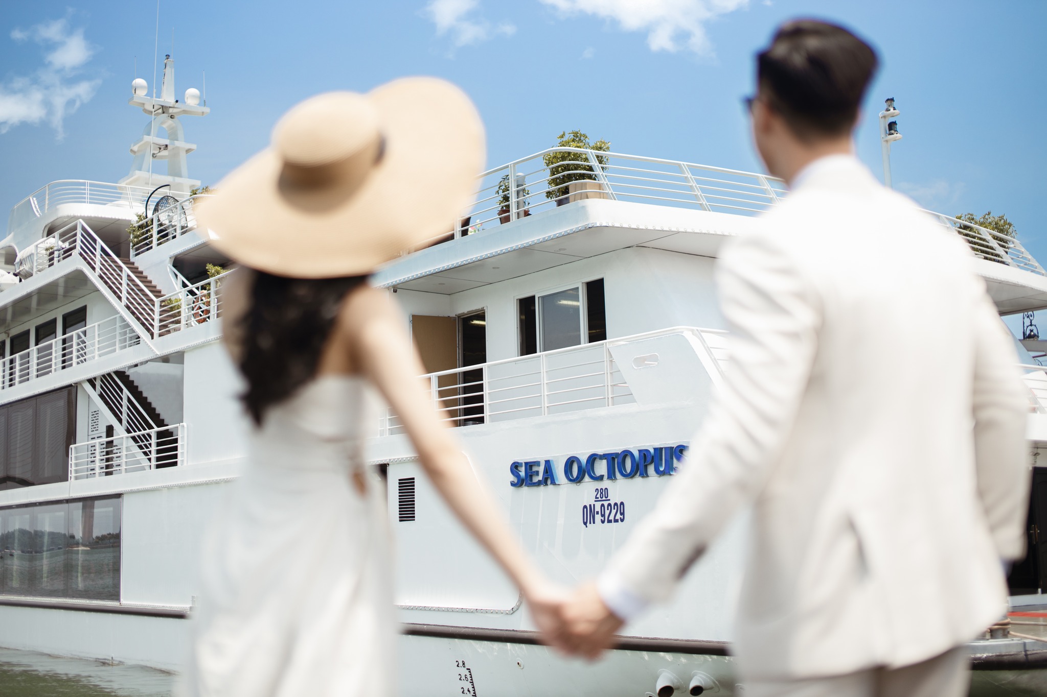 VOUCHER DU THUYỀN SEA OCTOPUS 5* THAM QUAN VỊNH HẠ LONG 8H - ĂN TRƯA BUFFET THƯỢNG HẠNG