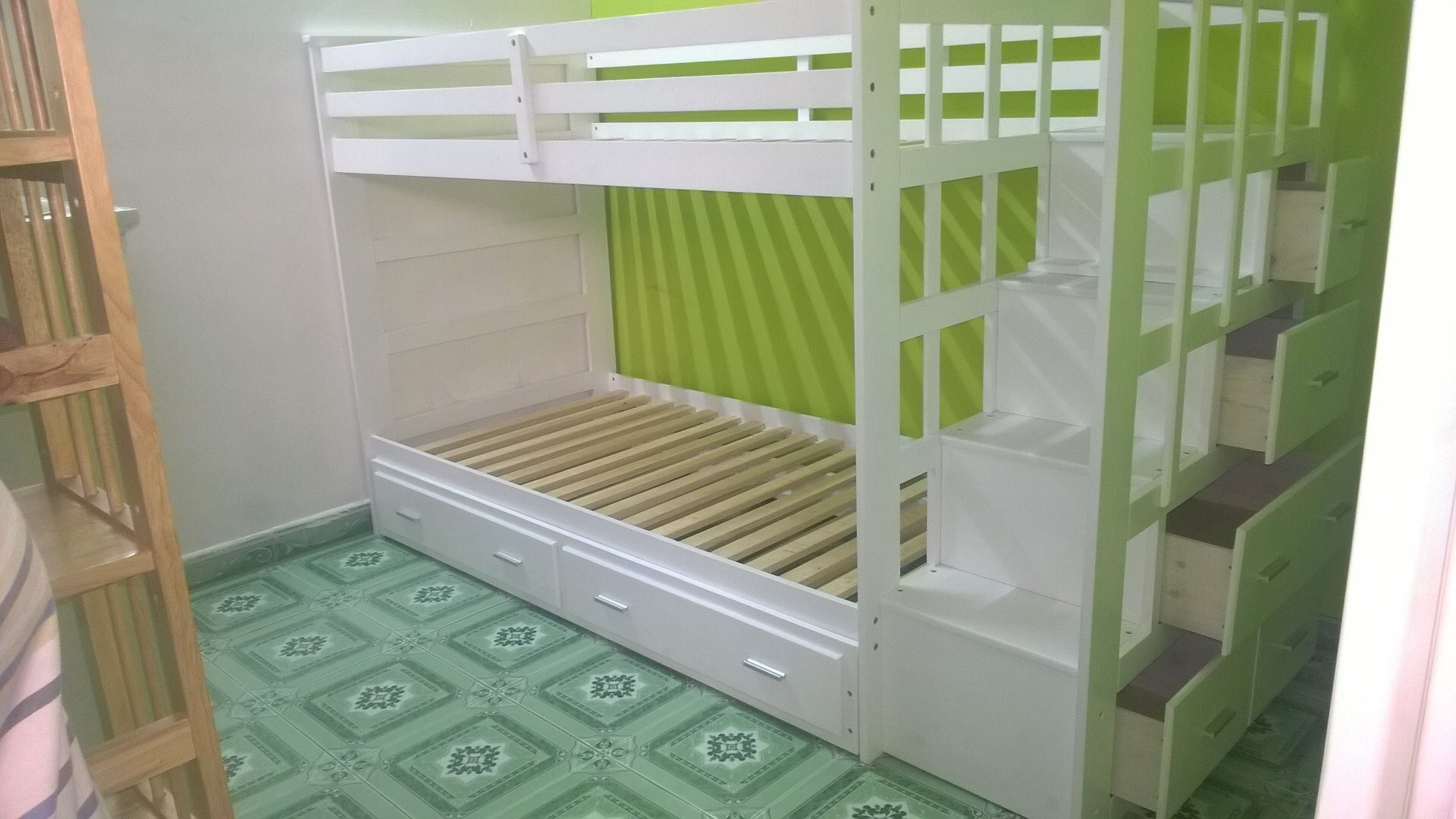 Giường Tầng GTACME(3 TẦNG)-WH UNI