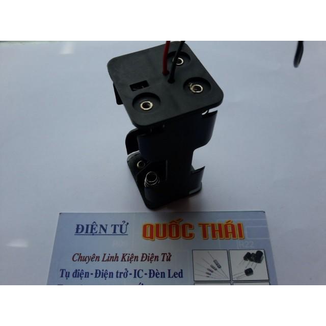 Đế 4 pin 1v5 size AA