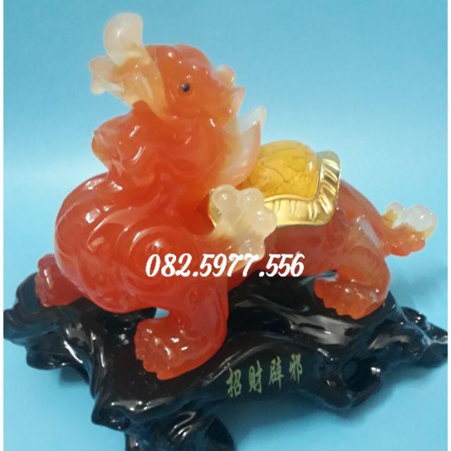 Tượng Tỳ hưu nằm cao 40 cm, dài 42 cm, nặng 6,5 kg
