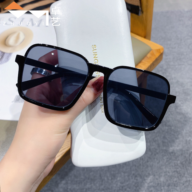 Kính mát nữ thời trang hottrend siêu kute - KM32