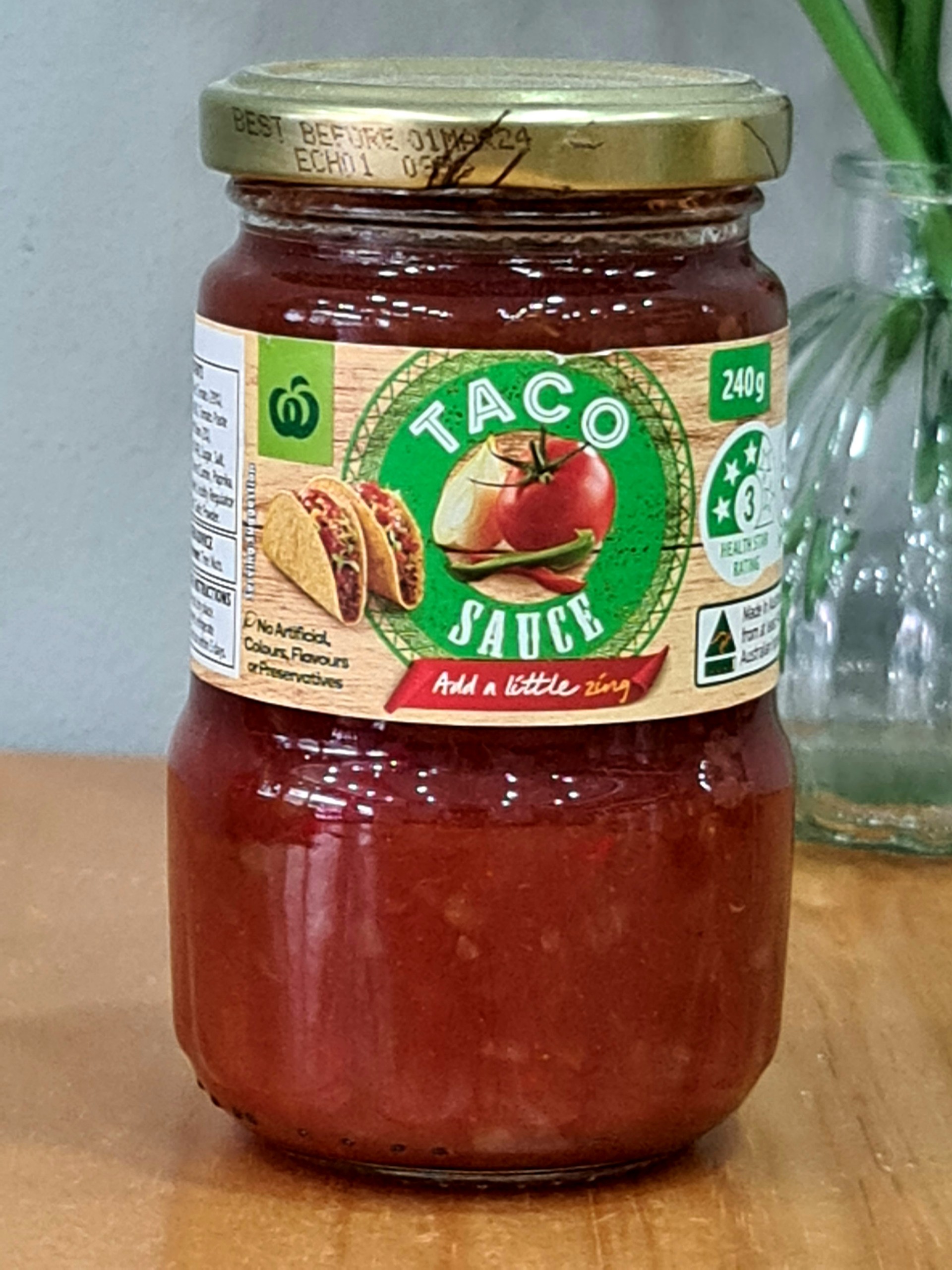 Sốt Taco không cay Woolworths 240g