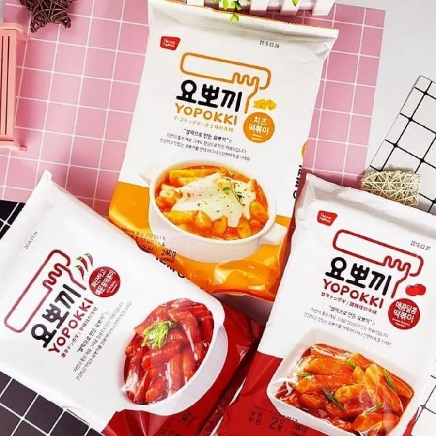 Bánh Gạo Young Poong Topokki Vị Cay Ngọt