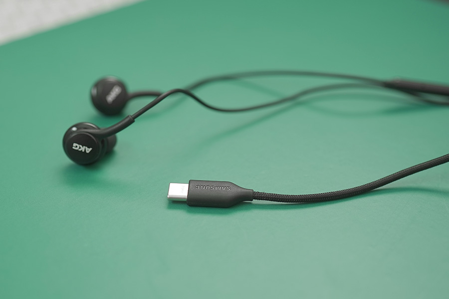 Tai nghe có dây AKG Samsung Type-C EO-IC100 - Hàng chính hãng