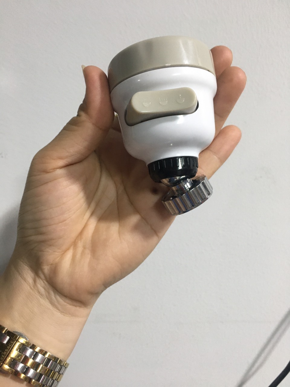 Vòi chén nhựa hoa sen tăng áp