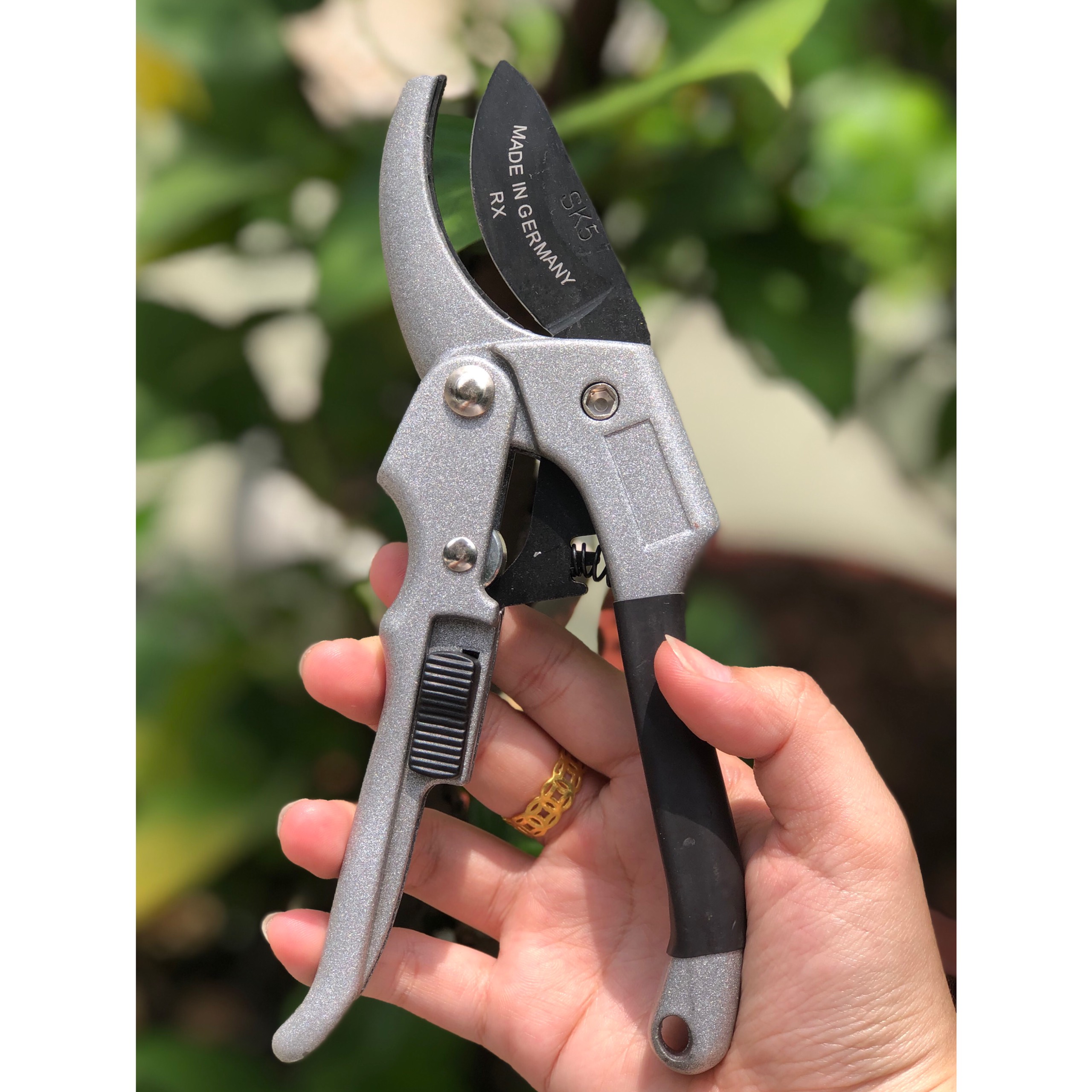 Kéo cộng lực cắt cành chiết cành cao cấp SK-5 làm bằng thép SK-5