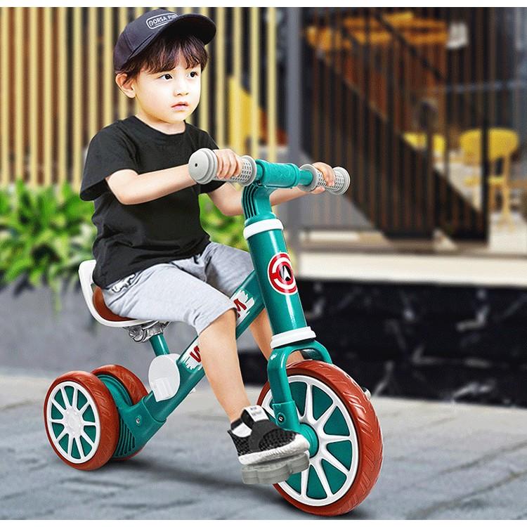 Xe chòi chân SALE kiêm xe đạp cho bé Motion - Xe thăng bằng khung thép, ghế da cho trẻ em