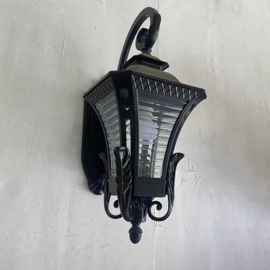 Đèn ngoài trời gắn tường tân cổ điển, đèn vách ngoài trời, đèn chùa treo tường kiểu dáng sang trọng, tinh tế, kín nước, chống côn trùng , tiết kiệm điện