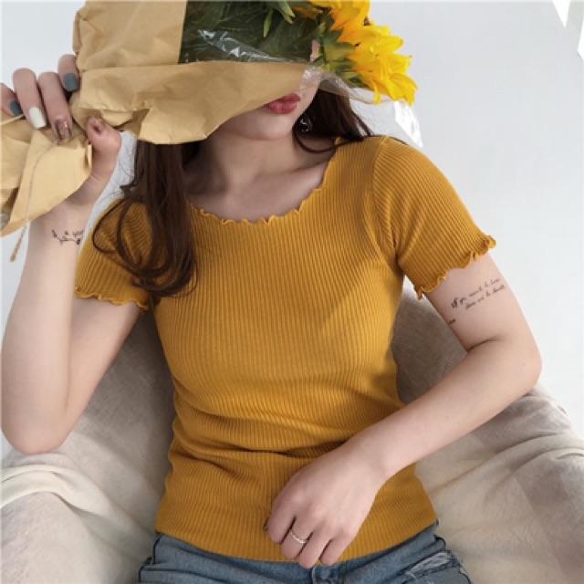 Áo len tăm cổ thuyền viền bèo dễ thương