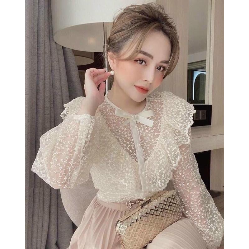 Áo sơ mi bèo ren hoa nổi kèm nơ