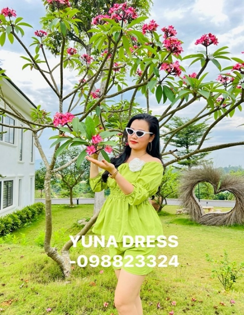 Siêu phẩm set bộ trễ vai phồng