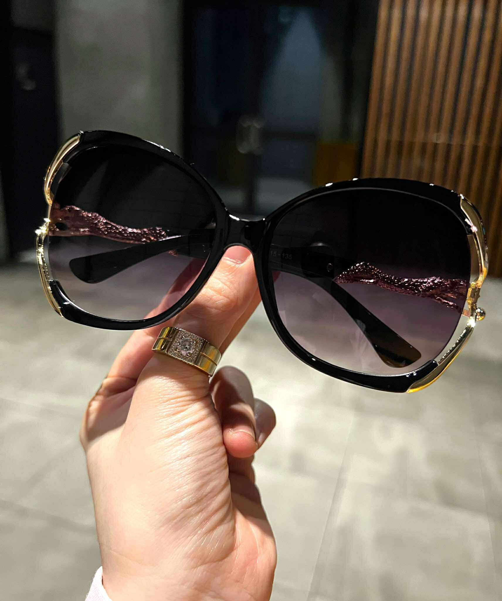 Kính mát thời trang đi đường chống nắng cao cấp cho nữ + Tặng phụ kiện hộp đựng], khăn lau