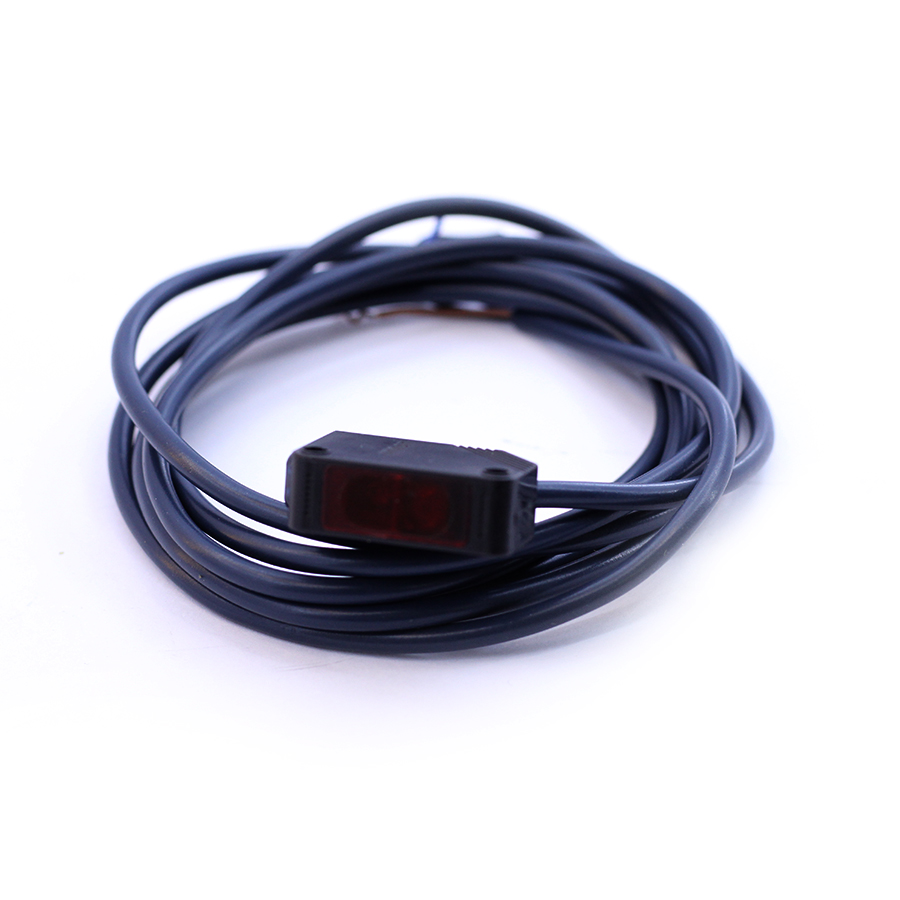 Cảm Biến Quang E3Z-D61 12-24VDC