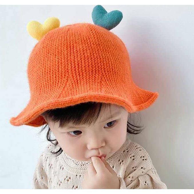 Mũ len trái tim cho bé trai bé gái từ 1-2 tuổi
