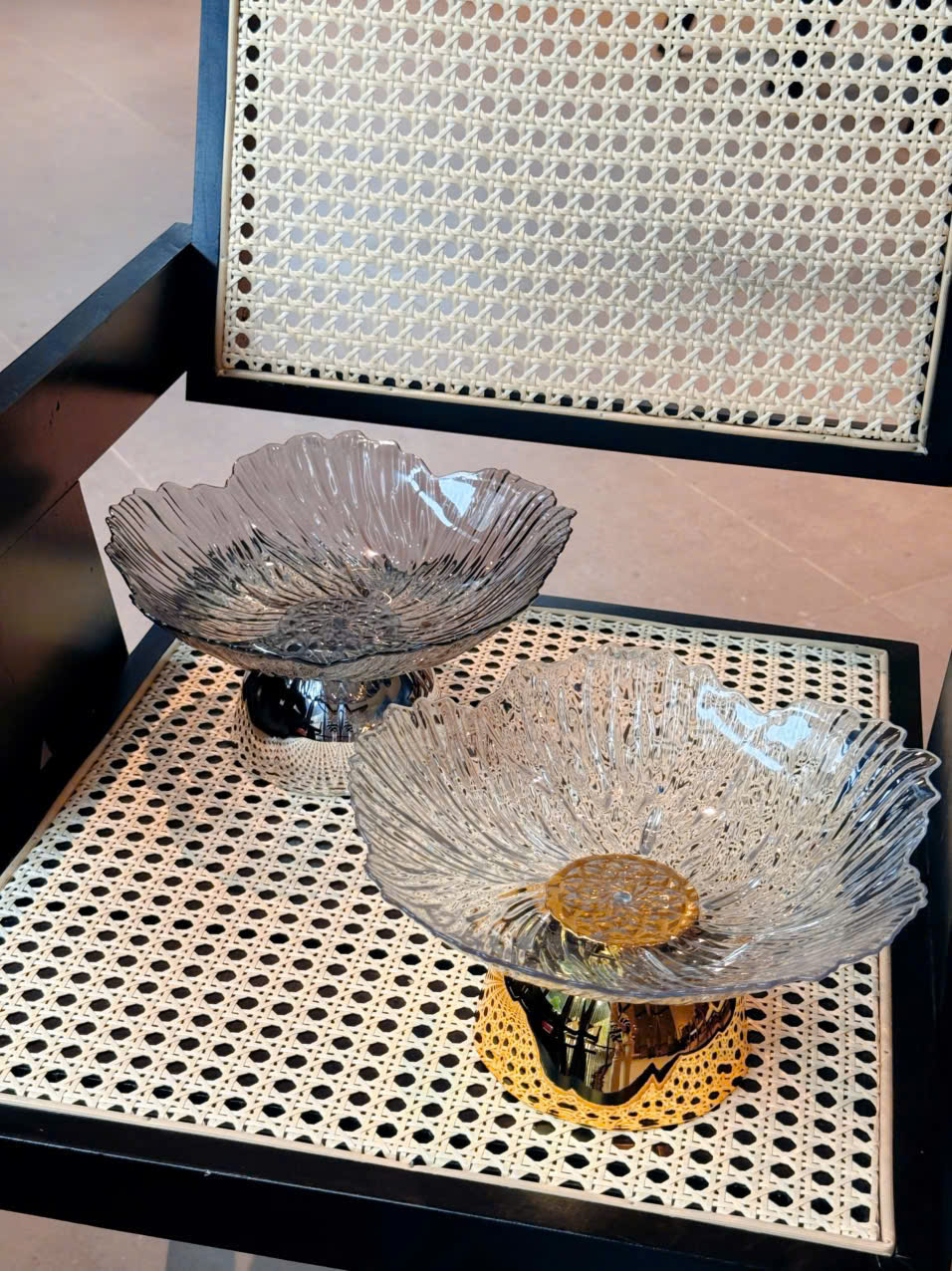 Đĩa Đựng Hoa Quả Pha Lê Cao Cấp Kèm Chân Đế Inox, Đĩa Đựng Trái Cây, Bánh Kẹo Ngày Tết - HÀNG CHÍNH HÃNG MINIIN