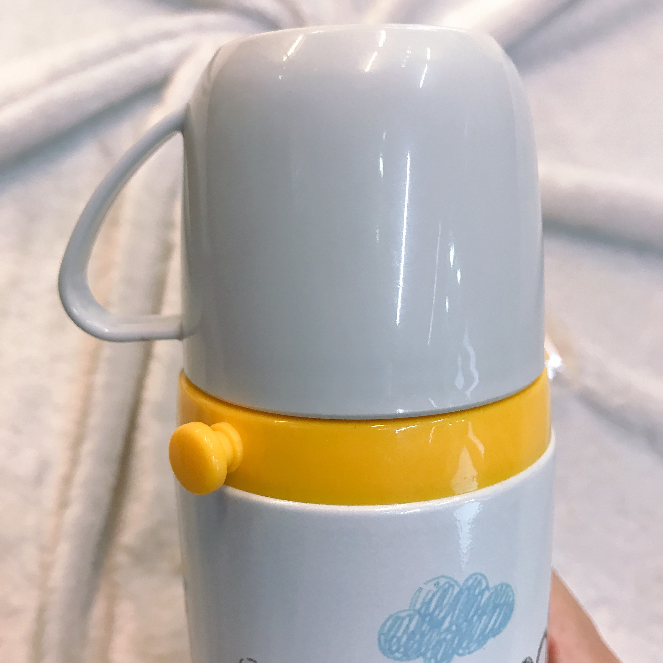 Bình nước giữ nhiệt hình gấu Pooh và những người bạn màu trắng cho trẻ em, các bé, học sinh -  - WD-3410PHTR-3