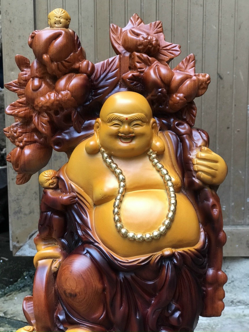 Tượng phật di lặc ngũ phúc gánh cành đào bằng gỗ hương đá tô làm mầu giả cổ kt cao 60×24×15cm