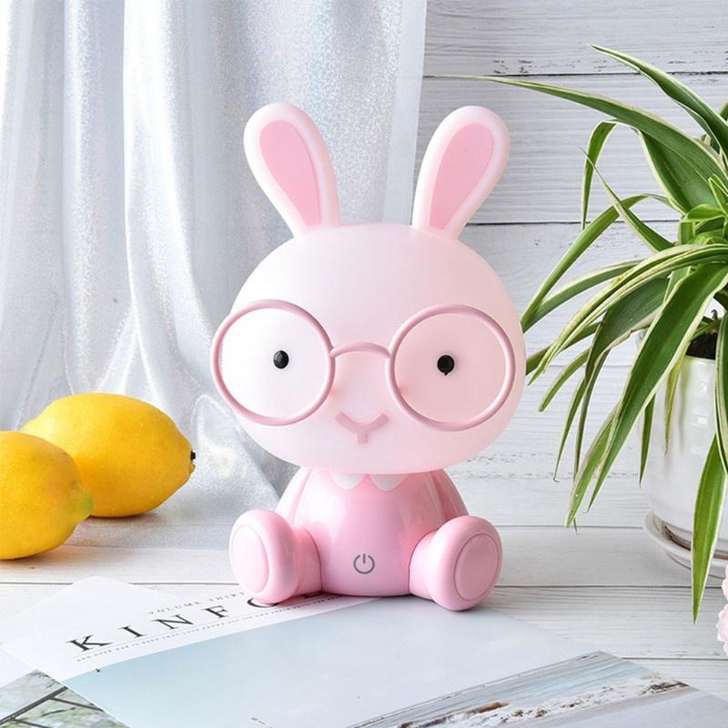 Đèn Ngủ Để Bàn Hình Thỏ Đeo Kính Dễ Thương Sạc Usb