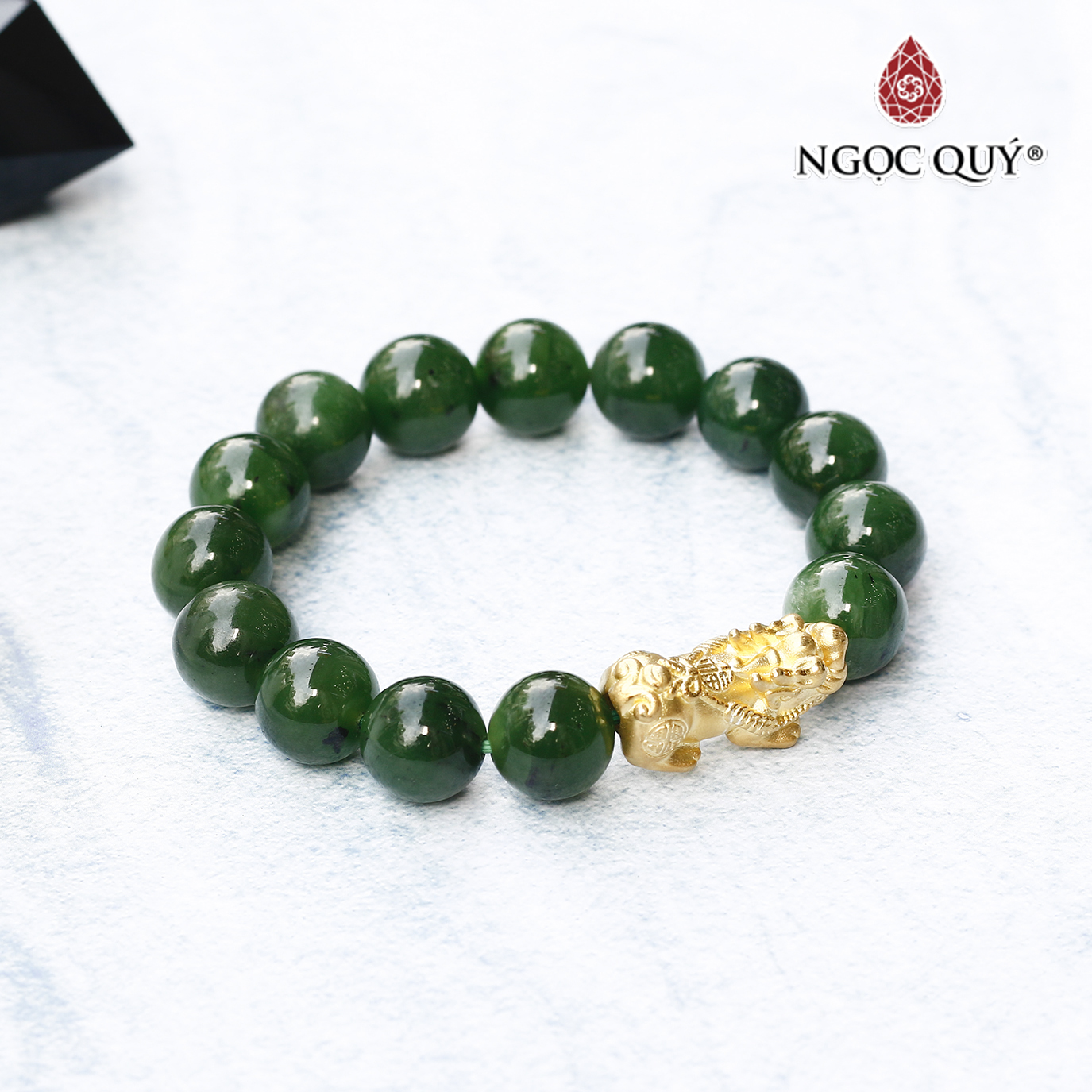 Vòng ngọc bích 11mm phối tỳ hưu bạc mạ vàng mệnh hỏa, thổ - Ngọc Quý Gemstones