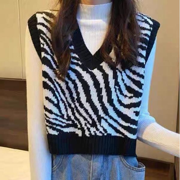 Áo gile len nữ - Áo Khoác Len nữ kiểu cổ V phong cách thời trang Hàn Quốc trẻ trung năng động dễ phối đồ