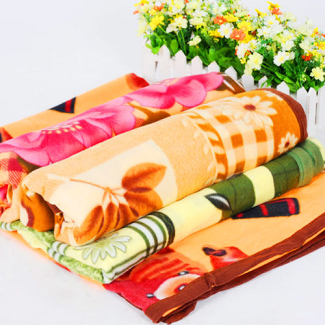 Chăn Nỉ Hoa Văn Tinh Tế Trẻ Trung
