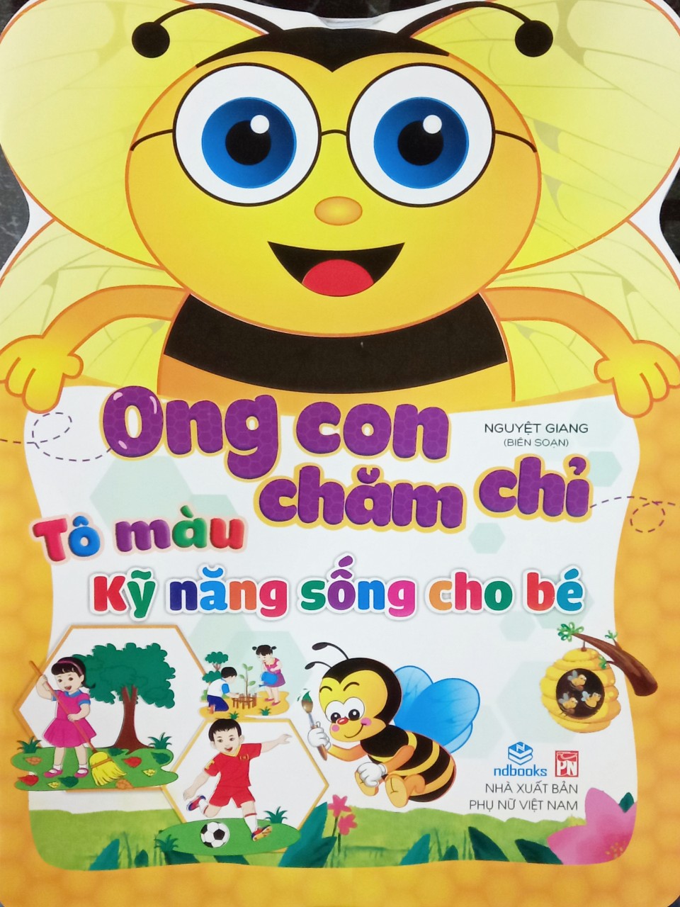 Ong con chăm chỉ - tô màu kỹ năng sống cho bé