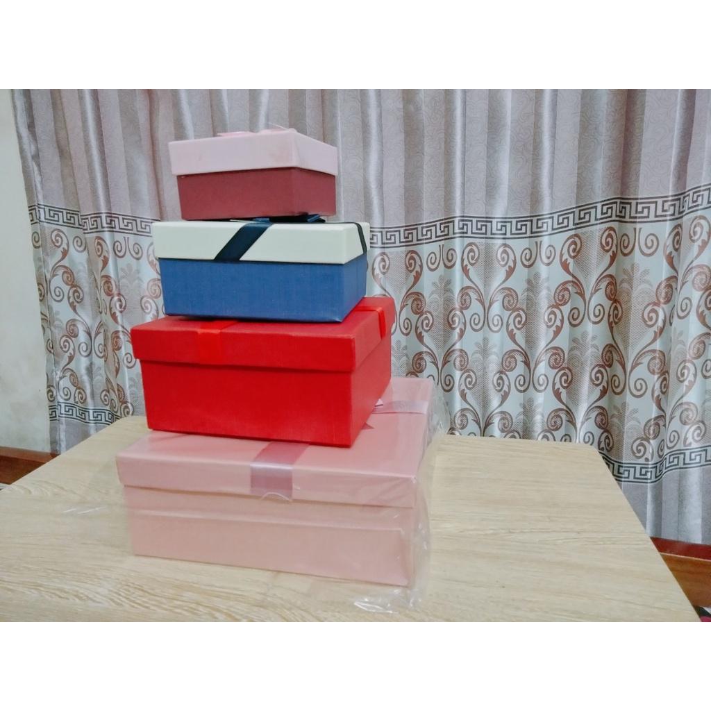 Hộp quà vuông size hộp 26 x 26 x 11, siêu đẹp, đáng yêu