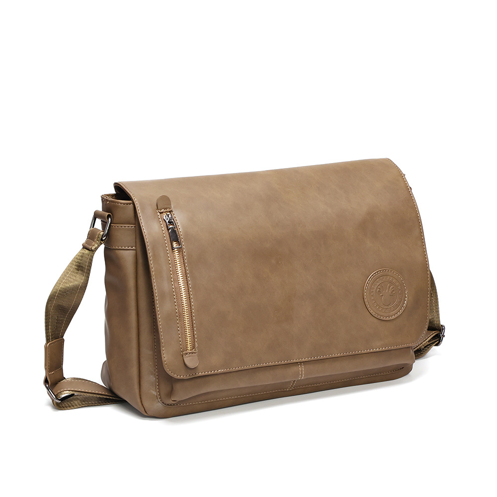 Túi đeo chéo nam kiểu dáng mới - BEE GEE DCN9402