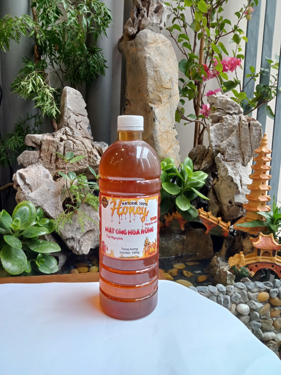 Mật ong hoa rừng TÂY NGUYÊN 100% nguyên chất CHÍNH HÃNG bestke chai 1 Lít = 1400g, Đặc sản tây nguyên