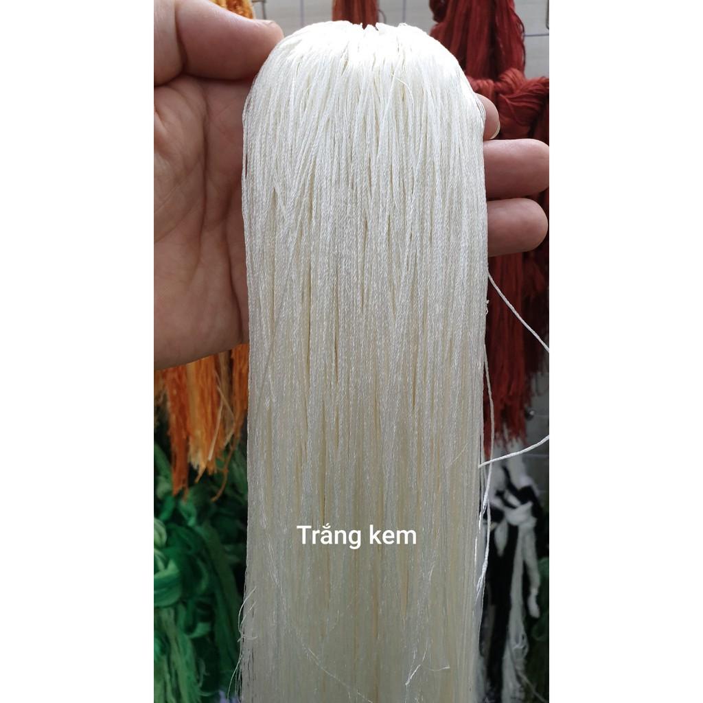 Chỉ tơ bóng màu trắng kem