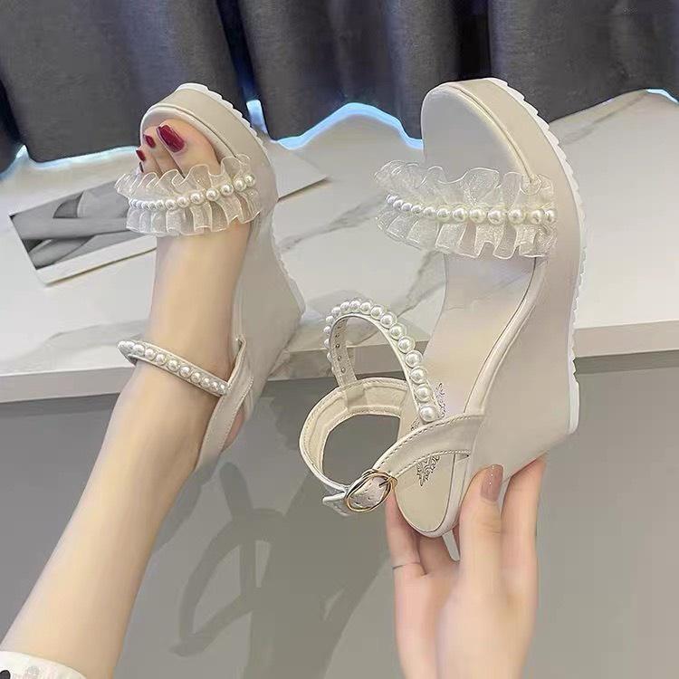 Sandal nữ quai bèo ngọc đế xuồng 10 phân (Mã 951 - quai bèo ngọc