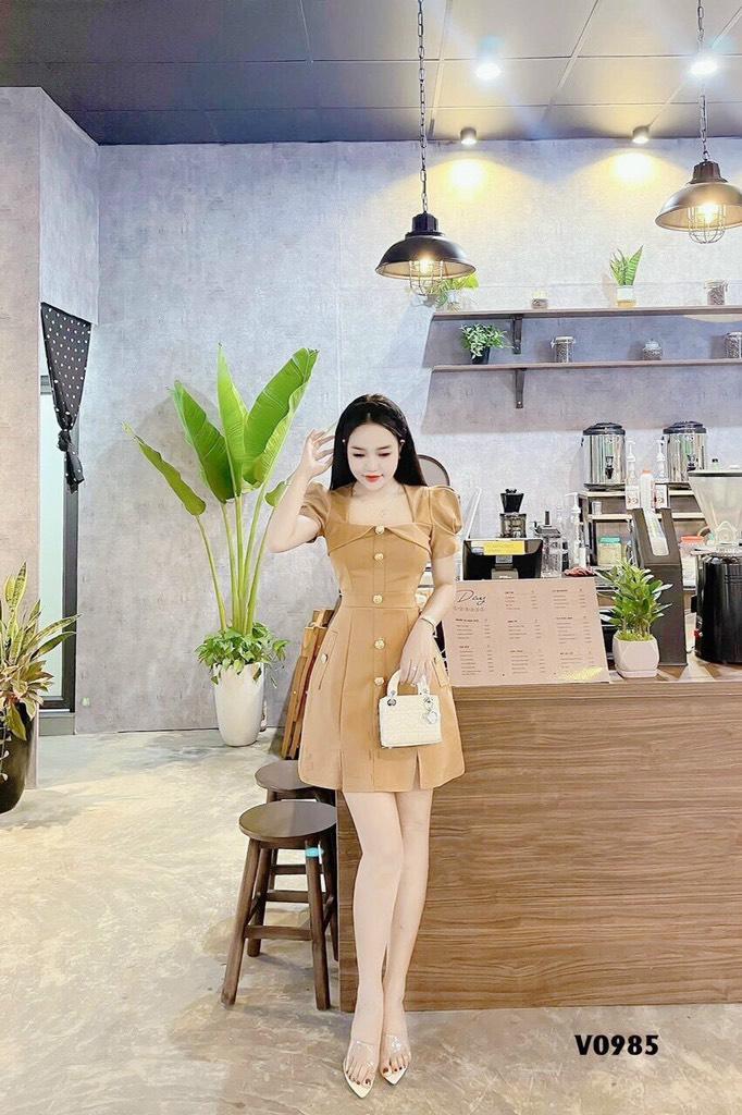 ĐẦM XÒE CỔ VUÔNG TAY PHỒNG ĐÍNH NÚT NGỌC 14115