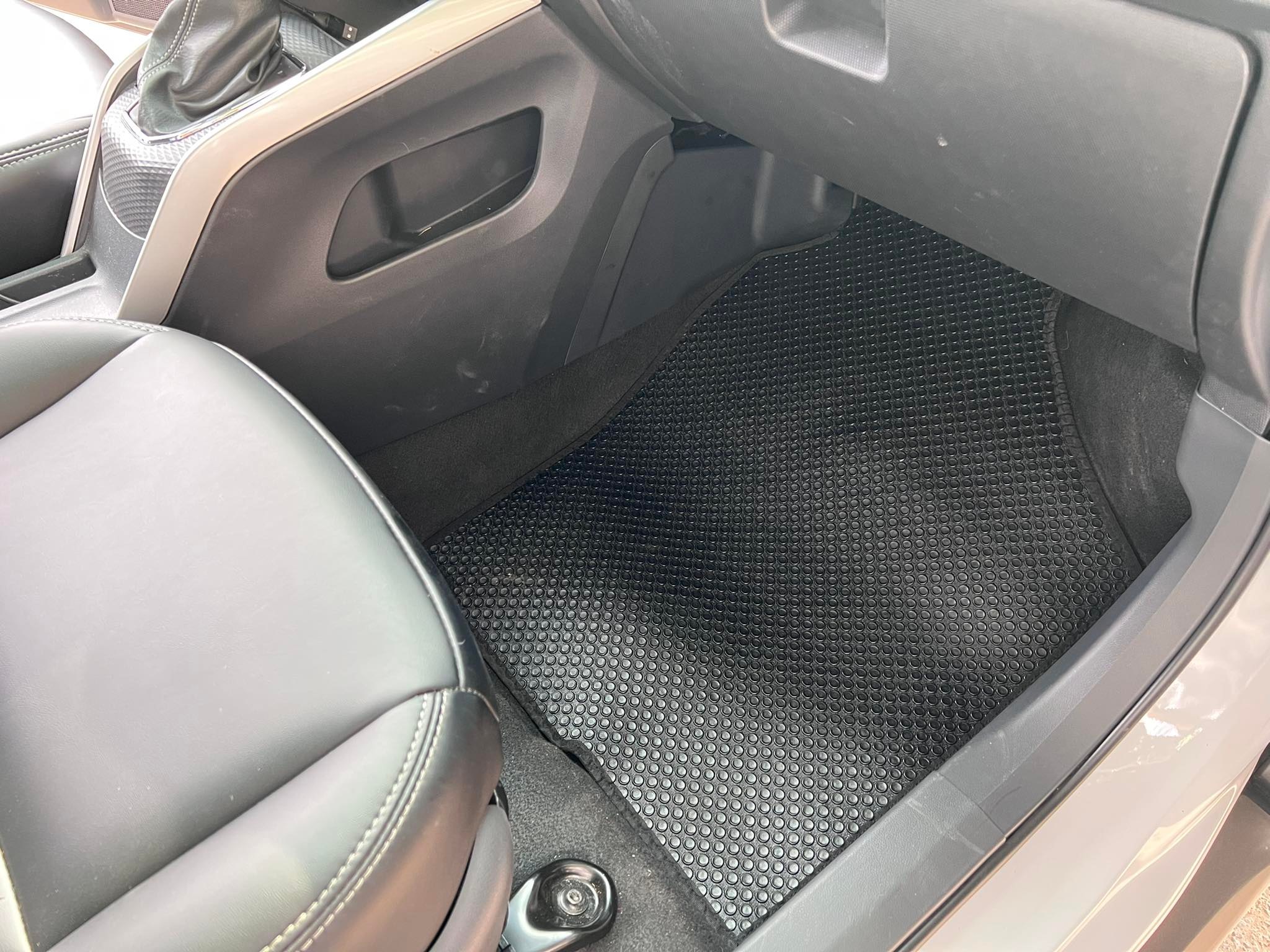 Thảm Lót Sàn Ô Tô KATA Cho Xe Toyota Raize - Hàng Chính Hãng không mùi, khít sàn, dễ vệ sinh