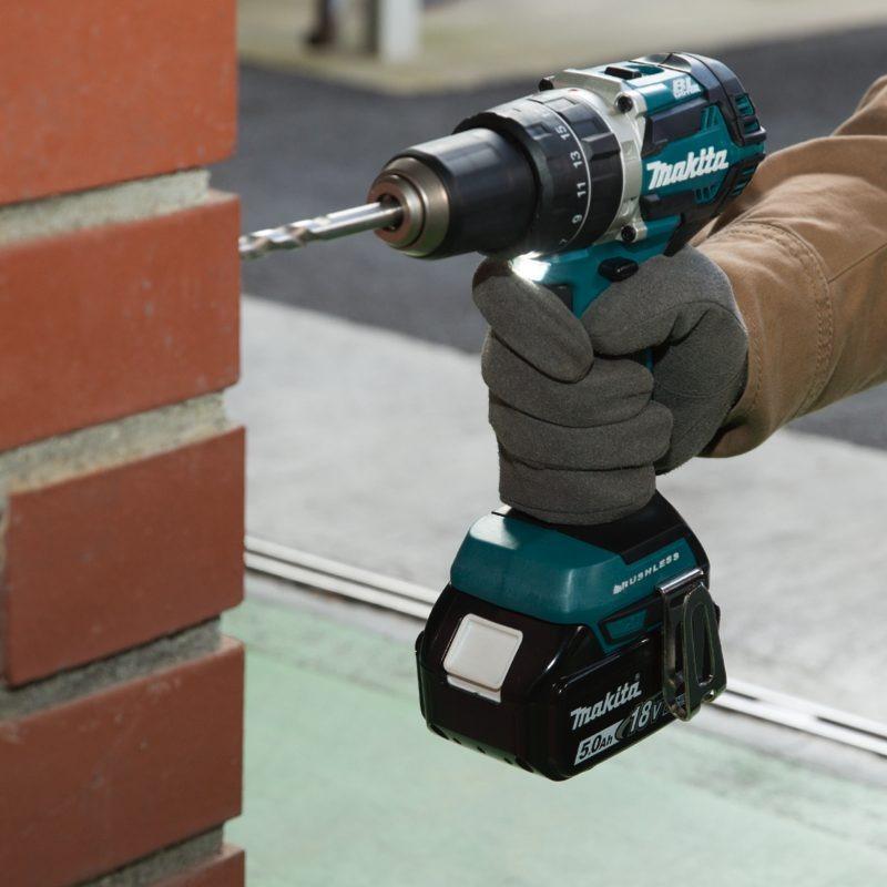 MÁY VẶN VÍT DÙNG PIN 18V (01 ĐẾ SẠC 02 PIN 18V 3.0AH) MAKITA DHP484RFE - HÀNG CHÍNH HÃNG