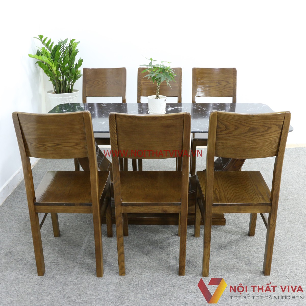 Bộ Bàn Ăn 6 Ghế Gỗ Sồi Nga Màu Óc Chó Mặt Đá Đen Tự Nhiên Sang Trọng