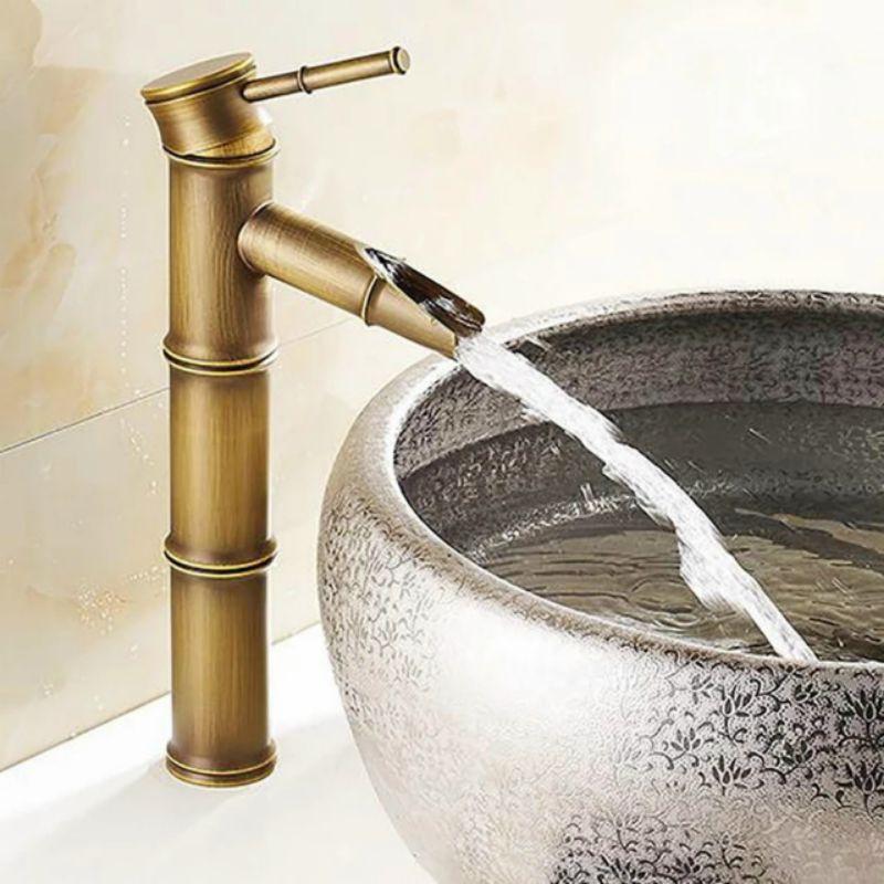 Vòi lavabo nóng lạnh Cây Trúc cổ điển và hiện đại