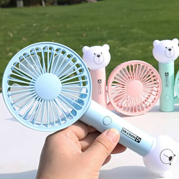 Quạt Mini Fan Hình Thú Có Đèn-Giao Màu Ngẫu Nhiên